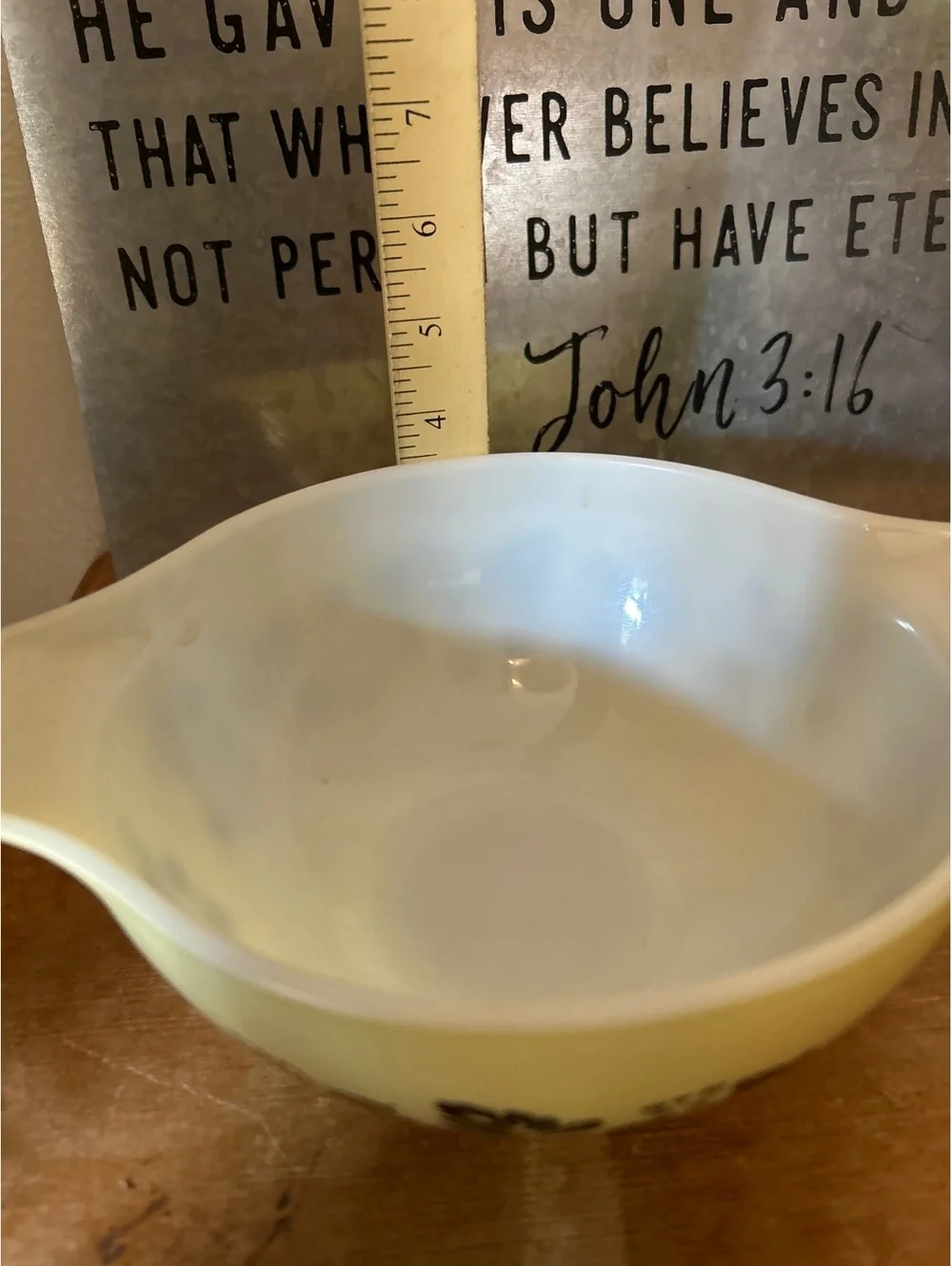 Vintage Pyrex Gooseberry Yellow Mixing Bowl